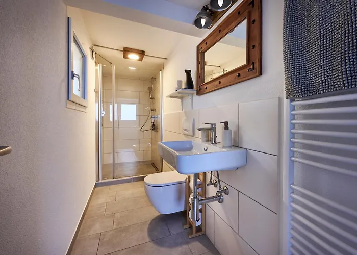 Apartment 2 Bedroom Mountain View