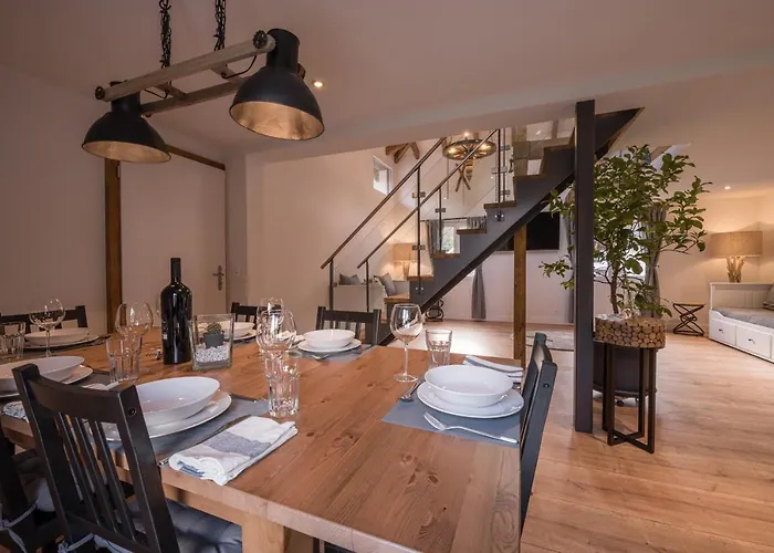 2 Bedroom Mountain View Lejlighed