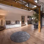 2 Bedroom Mountain View